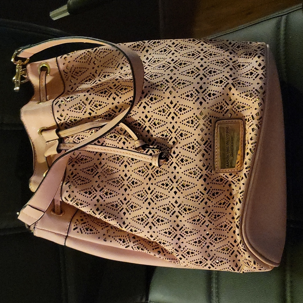 Marc New York Pink Bucket Bag, Like new, Backpack Straps are included.
